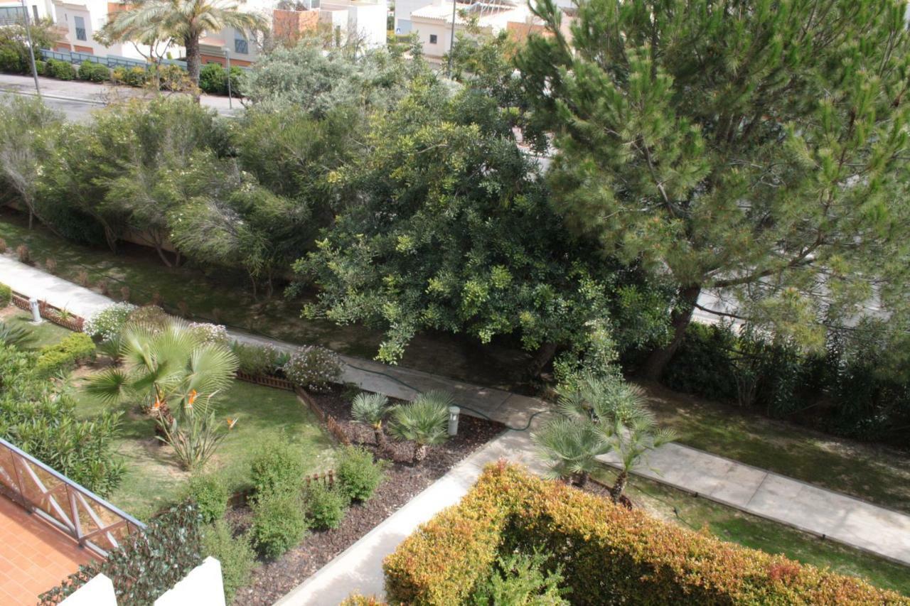 Apartamento Com Piscina Em Albufeira, Corcovada Extérieur photo
